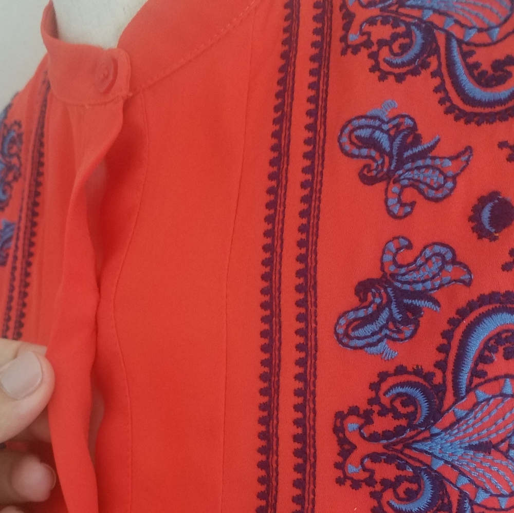 THML Embroidered Top Size Small - Picture 10 of 15